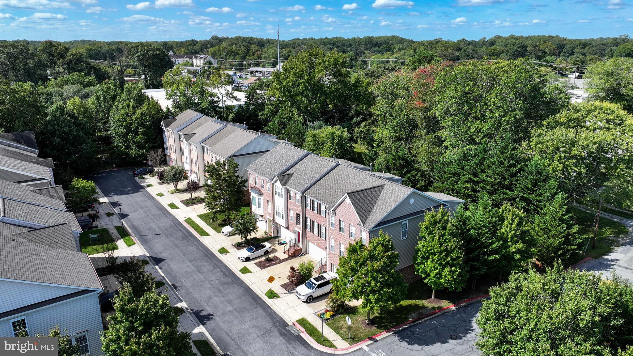 THE LANDINGS AT RIVER OAKS - Residential Lease