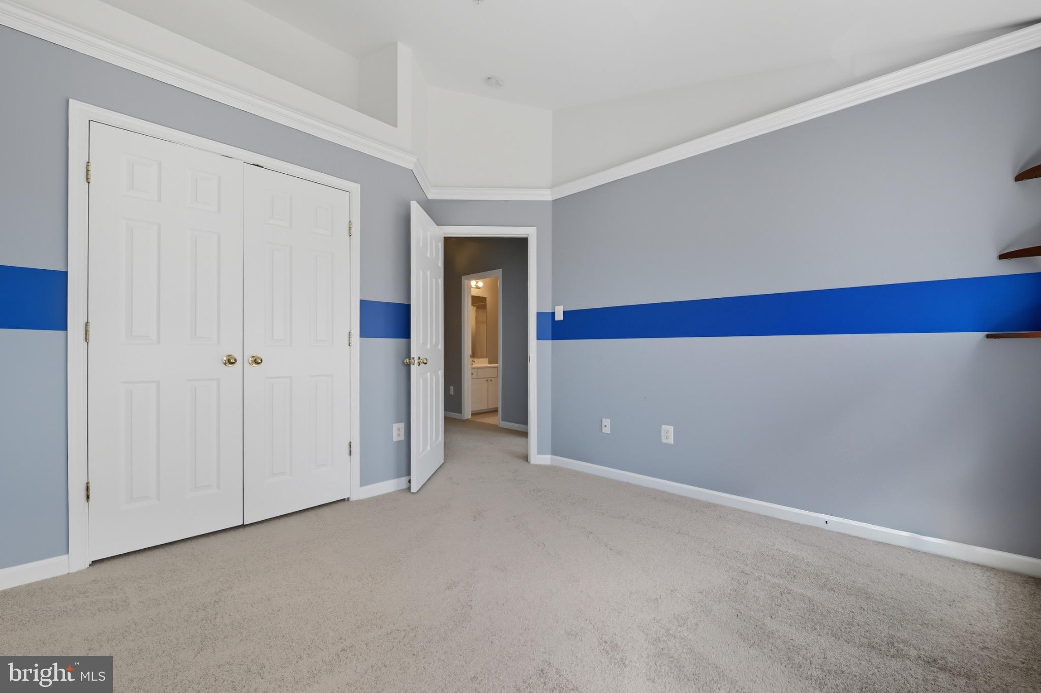 THE LANDINGS AT RIVER OAKS - Residential Lease