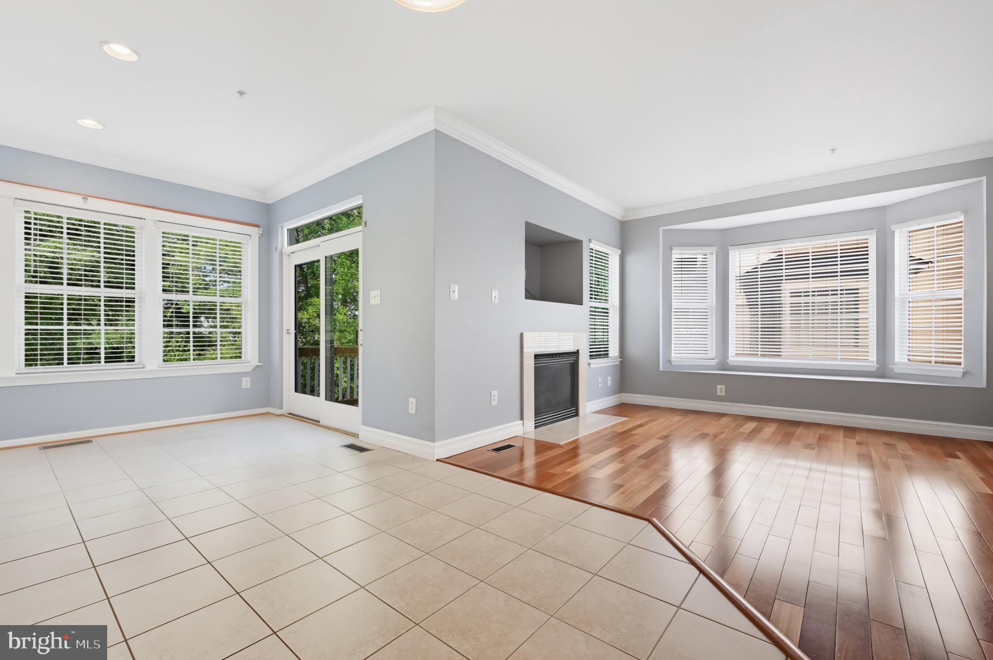 THE LANDINGS AT RIVER OAKS - Residential Lease