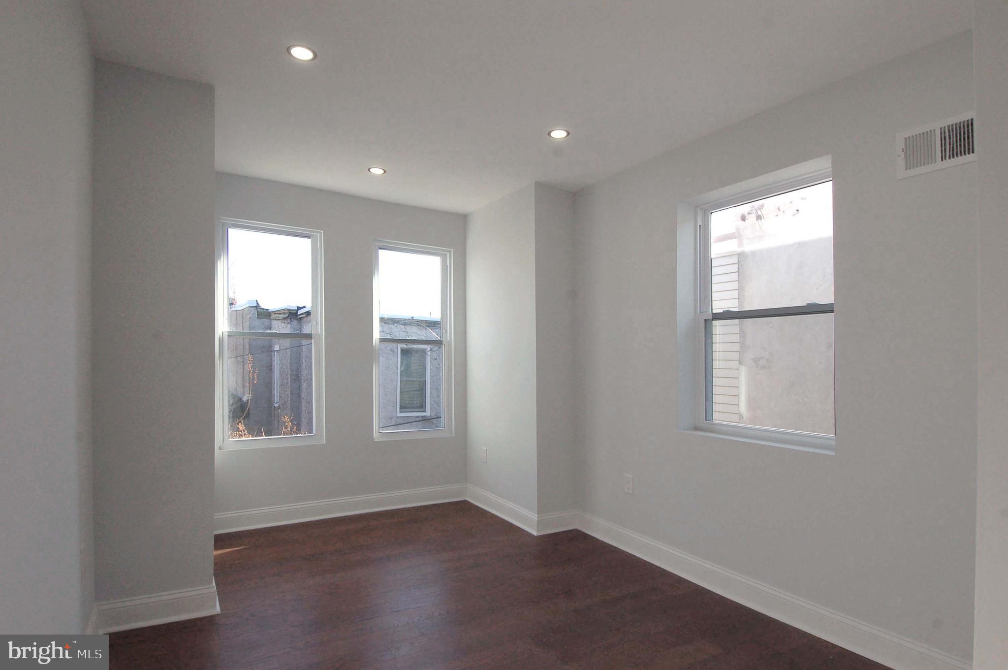 PHILADELPHIA (NORTH) - Residential Lease