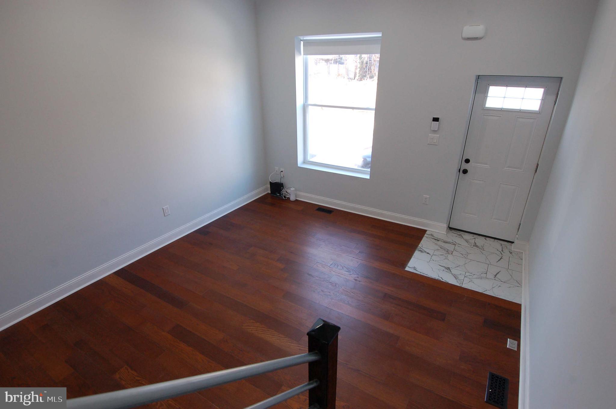 PHILADELPHIA (NORTH) - Residential Lease