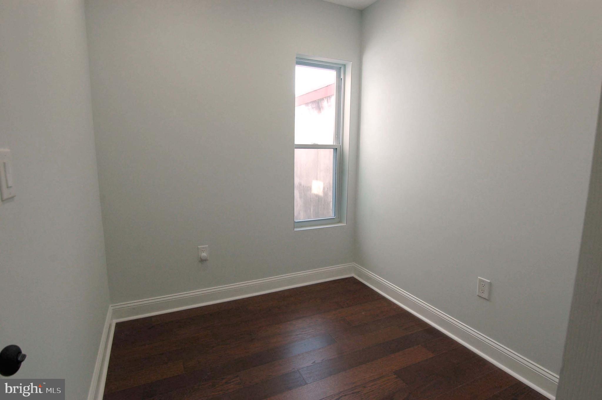 PHILADELPHIA (NORTH) - Residential Lease