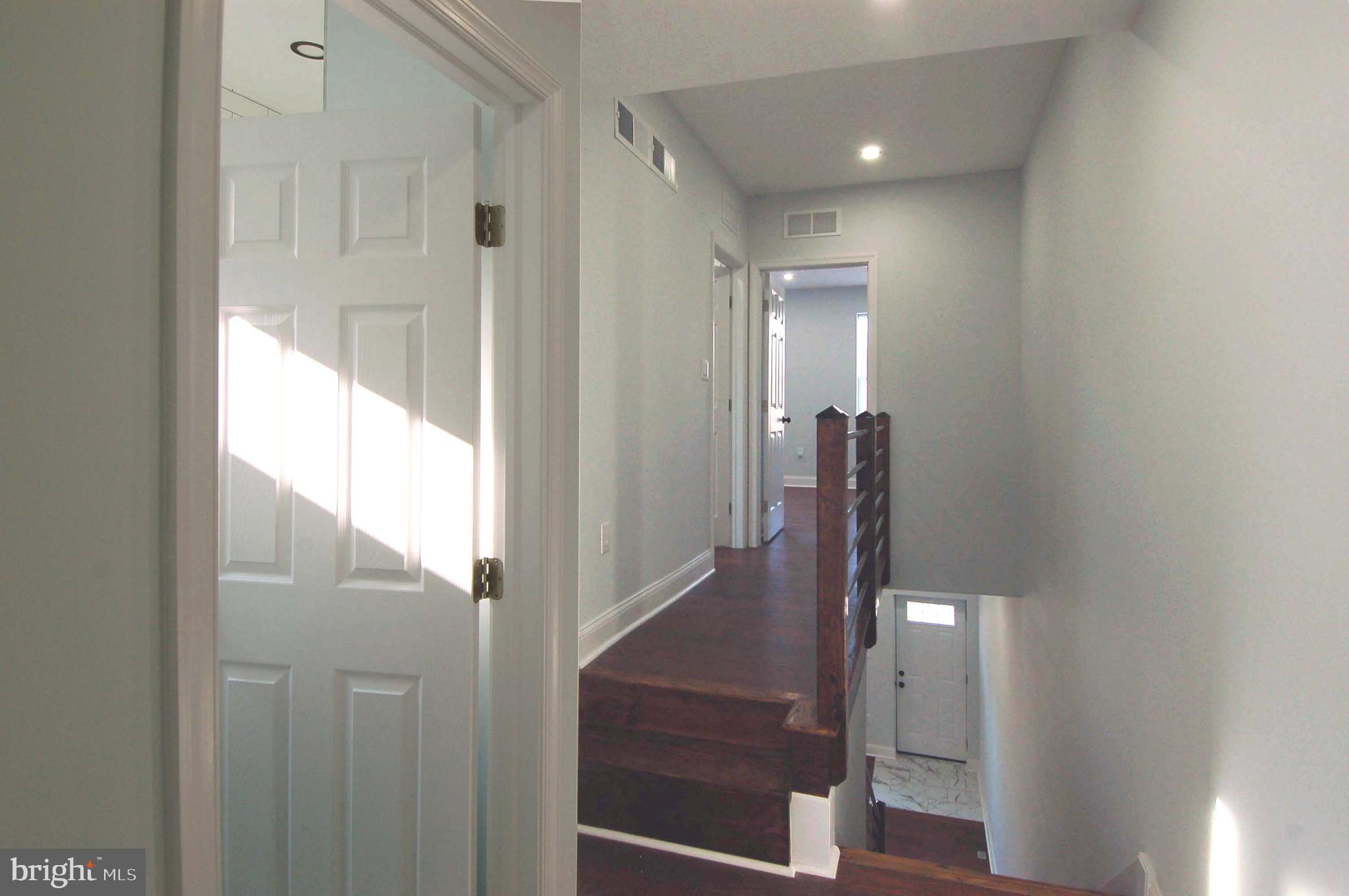 PHILADELPHIA (NORTH) - Residential Lease