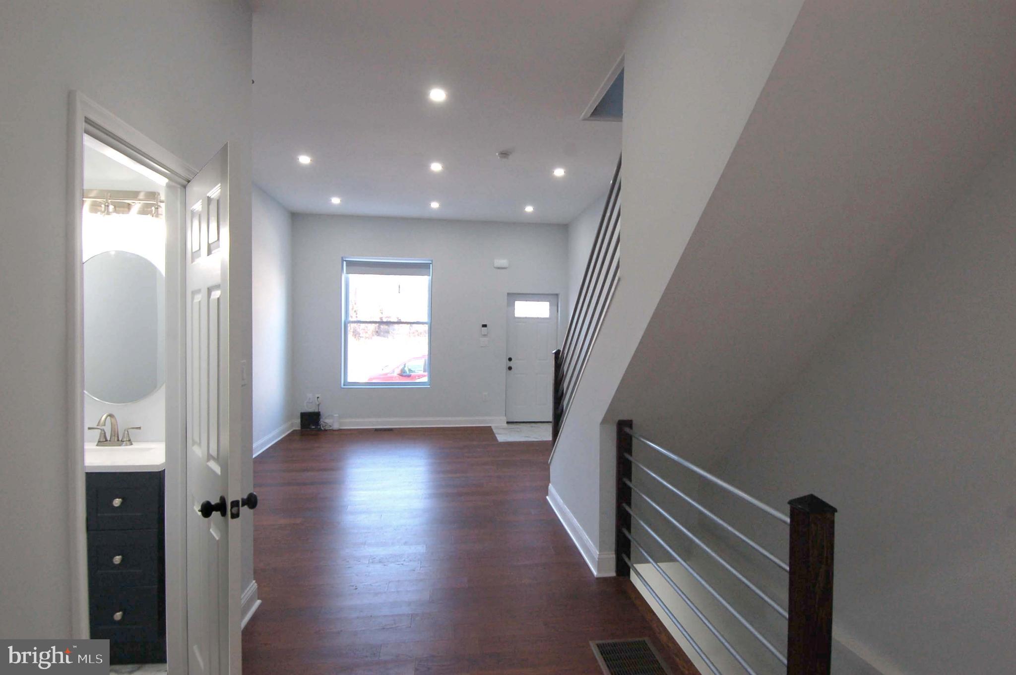 PHILADELPHIA (NORTH) - Residential Lease