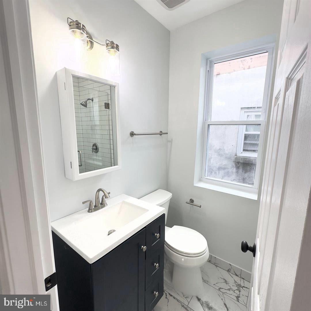 PHILADELPHIA (NORTH) - Residential Lease