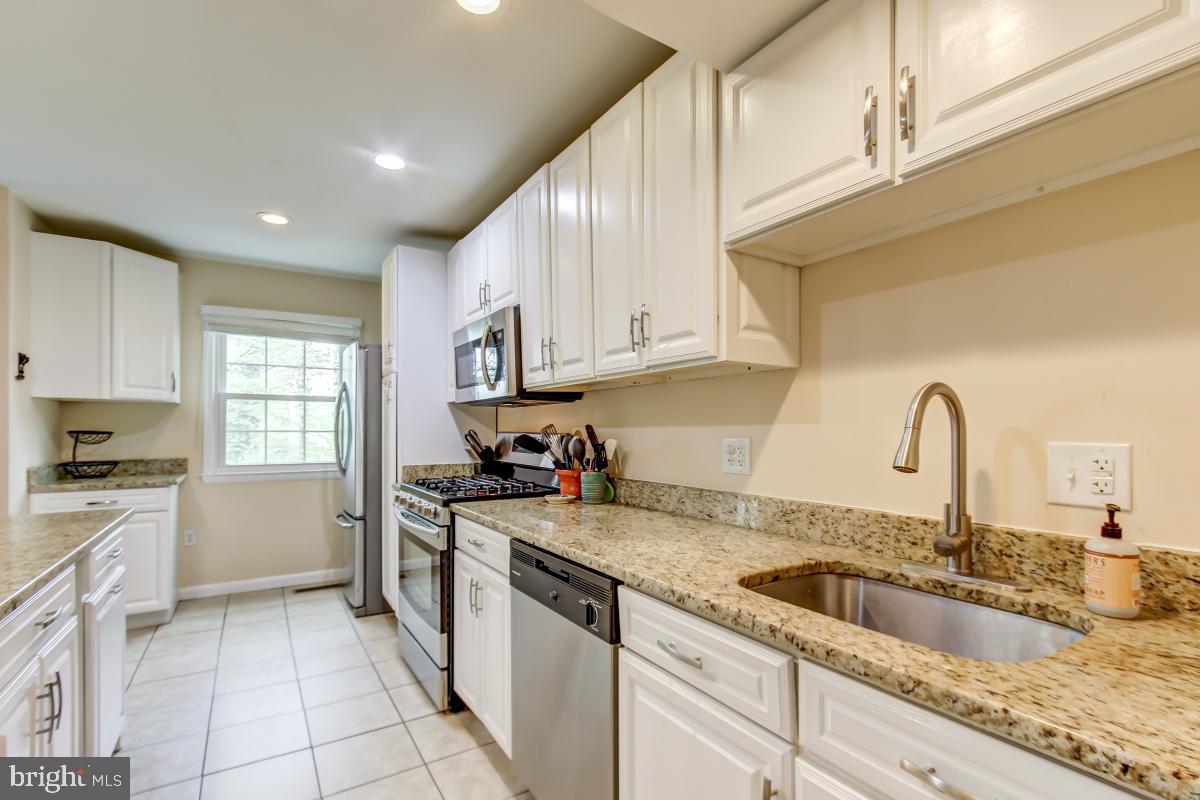 DALE CITY - Residential