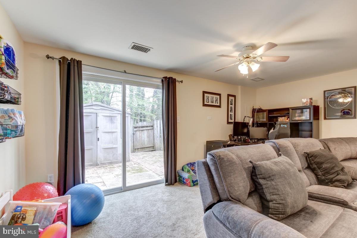 DALE CITY - Residential