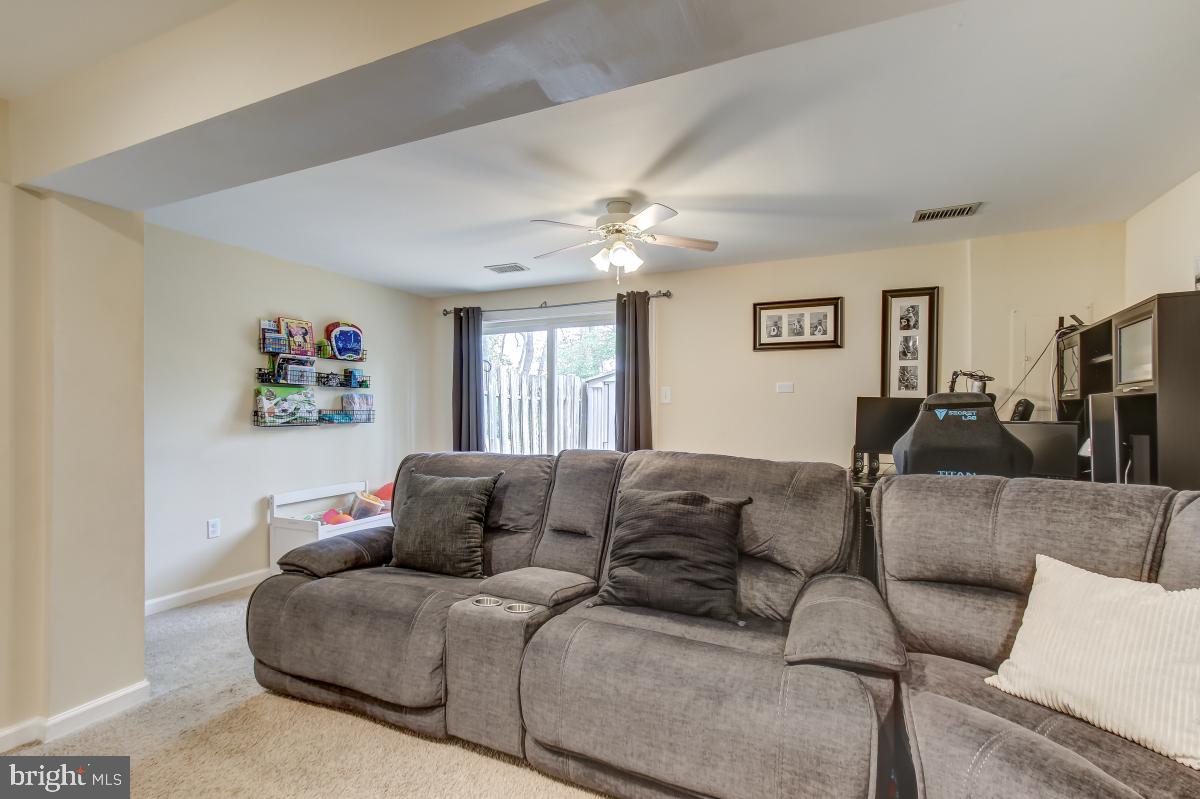 DALE CITY - Residential