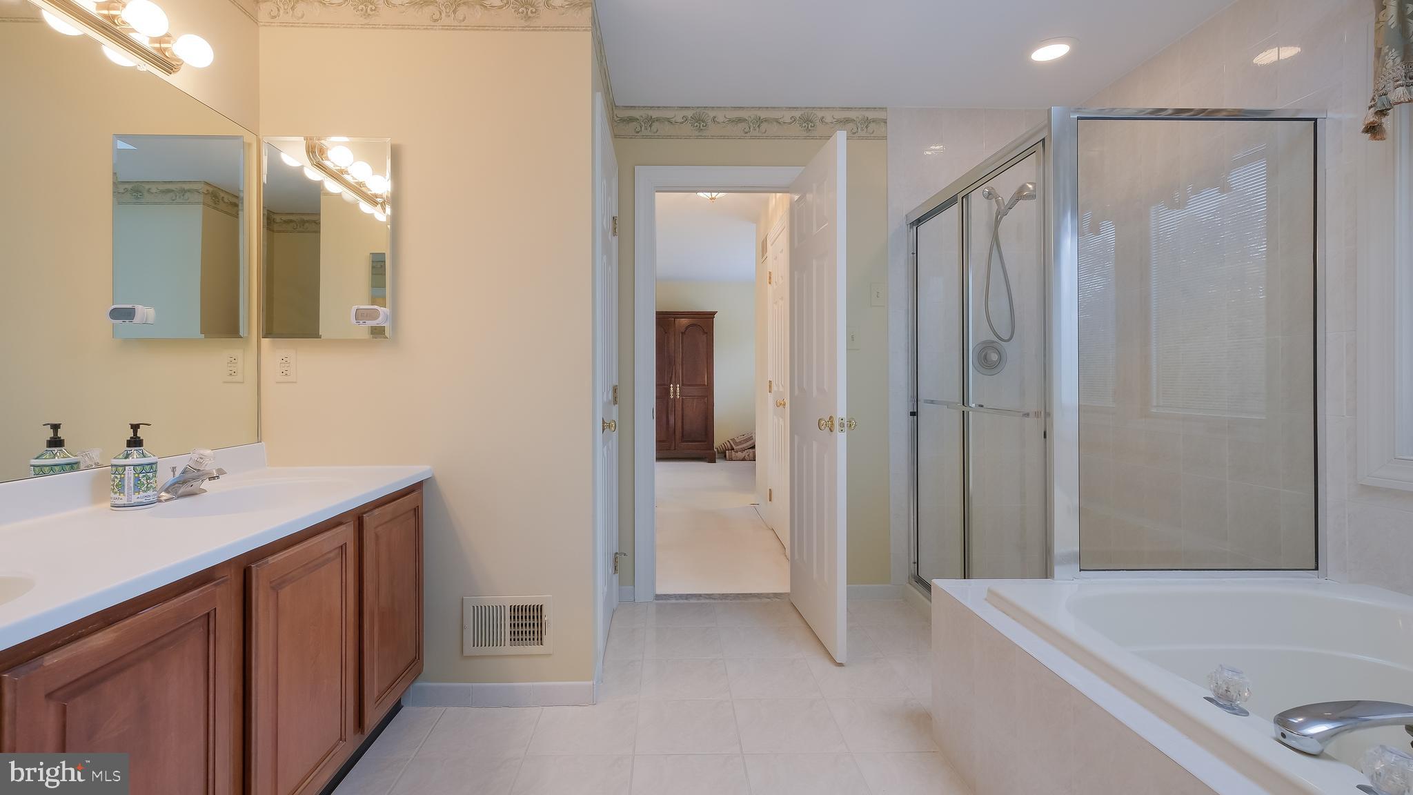 GWYNWOOD POND - Residential