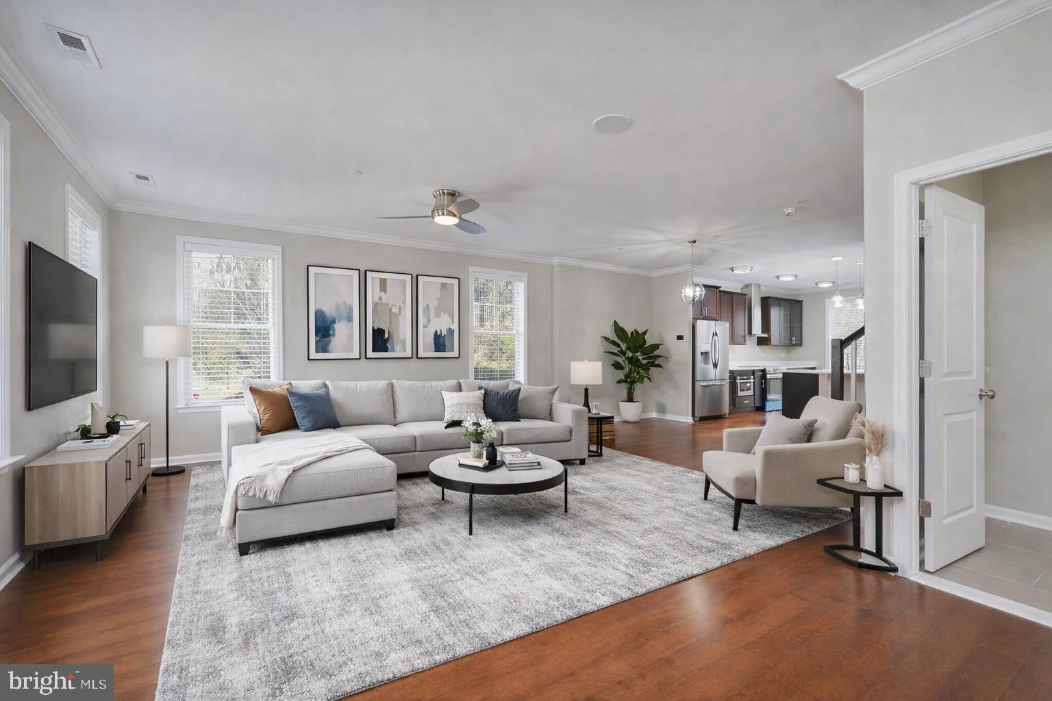 412 WOODCREST DRIVE SE 412B