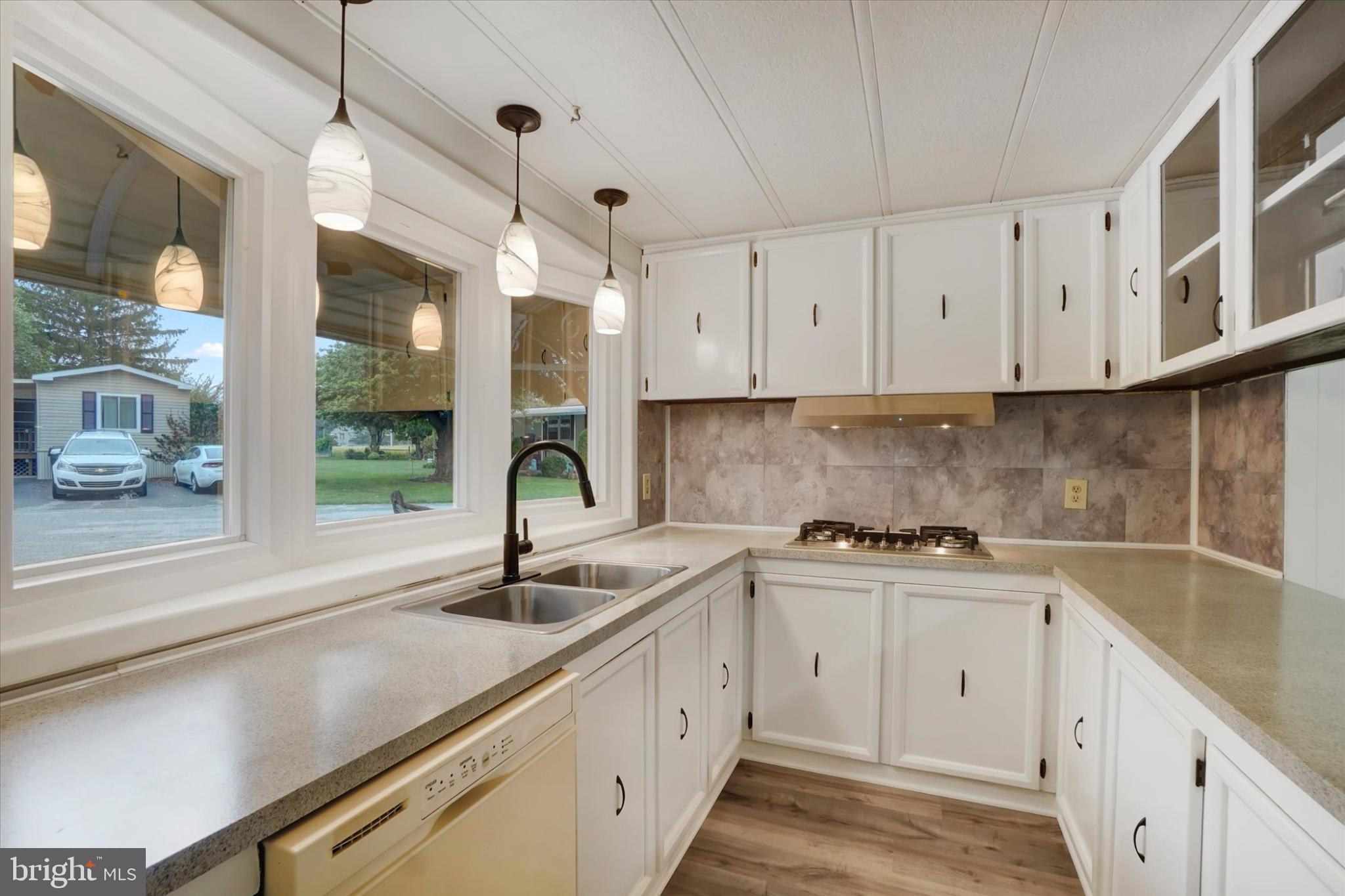 STARVIEW COUNTRYSIDE - Residential