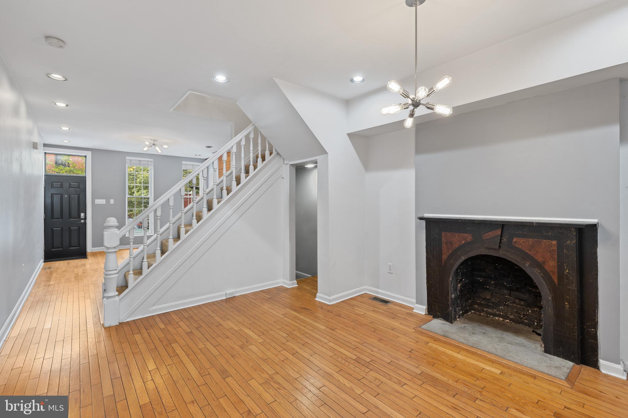 FEDERAL HILL HISTORIC DISTRICT - Residential Lease