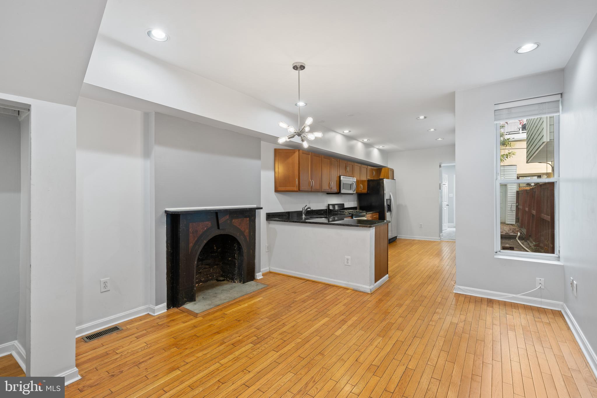 FEDERAL HILL HISTORIC DISTRICT - Residential Lease