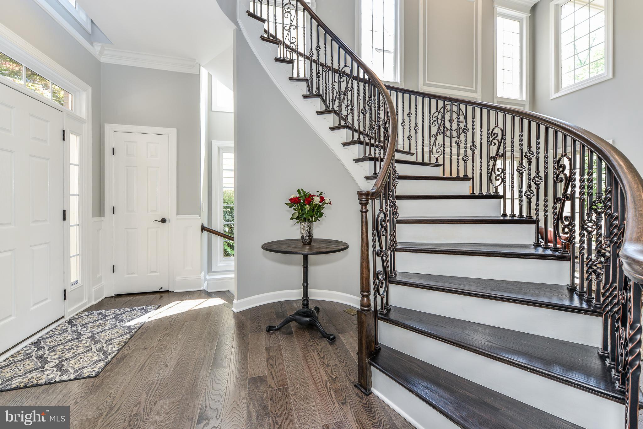 20269 ISLAND VIEW COURT