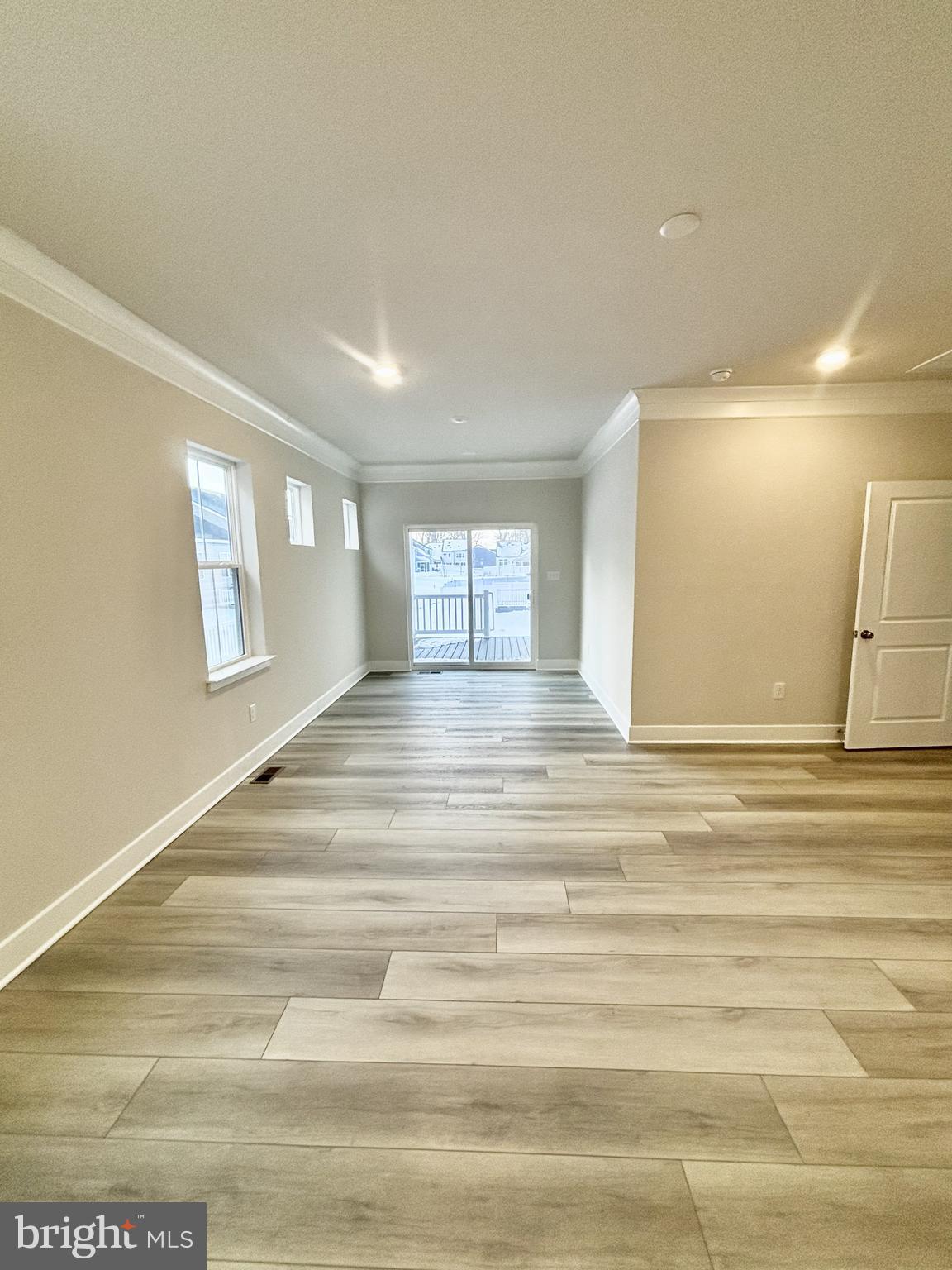 PLANTATION LAKES - Residential