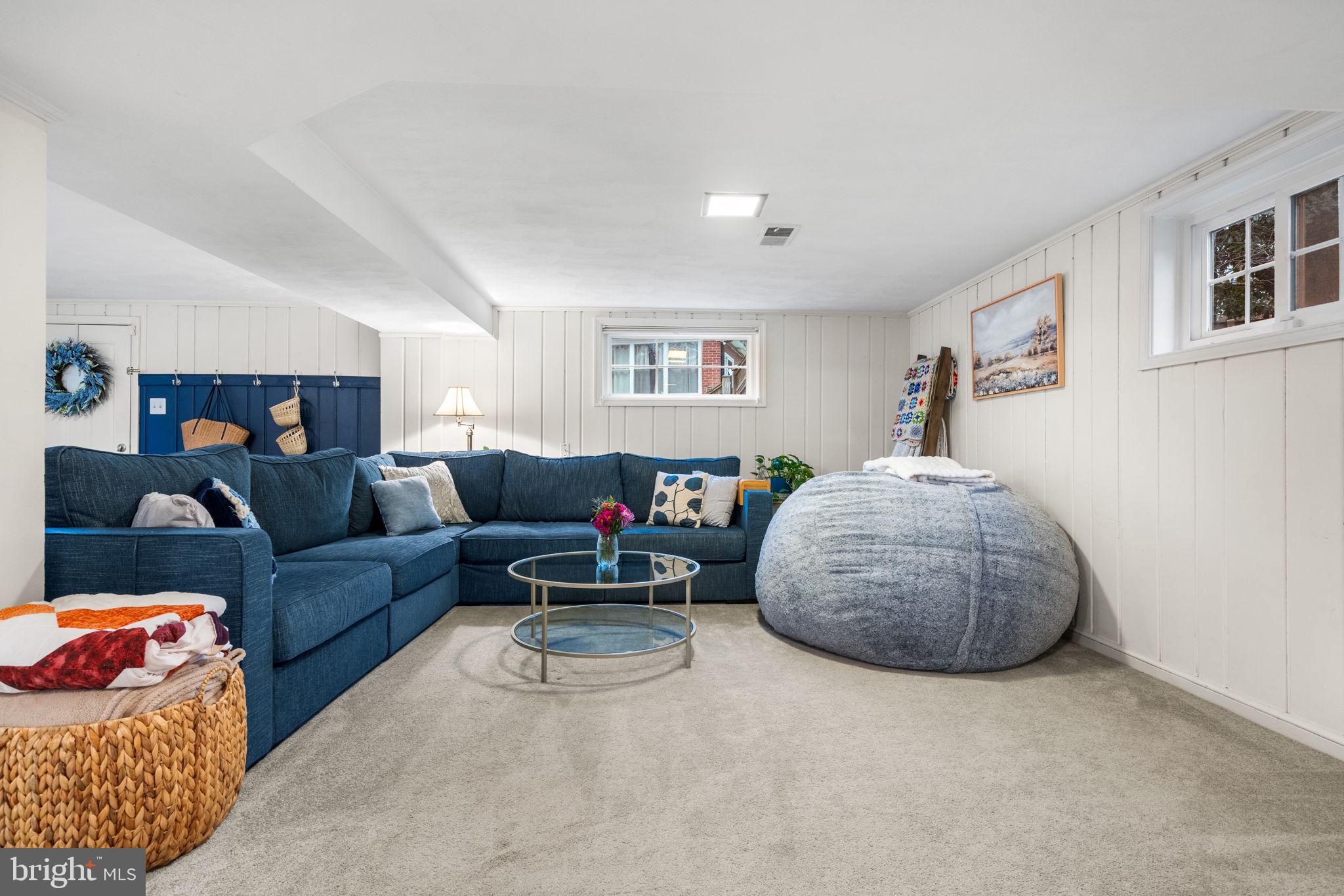 RAVENWOOD PARK - Residential