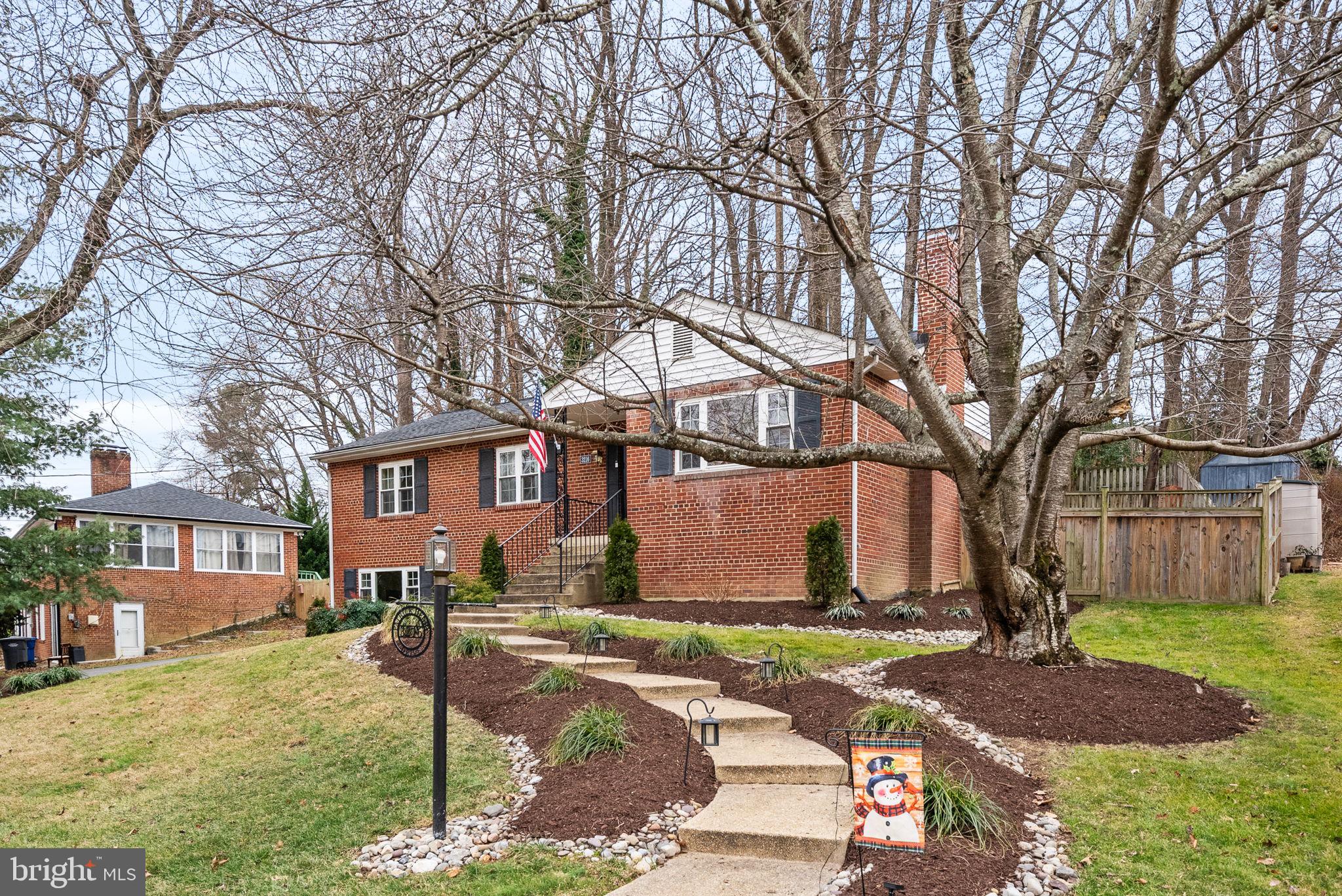 RAVENWOOD PARK - Residential