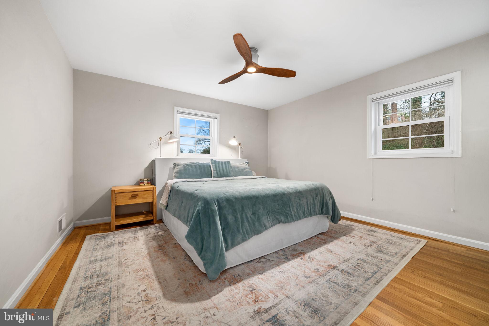 RAVENWOOD PARK - Residential