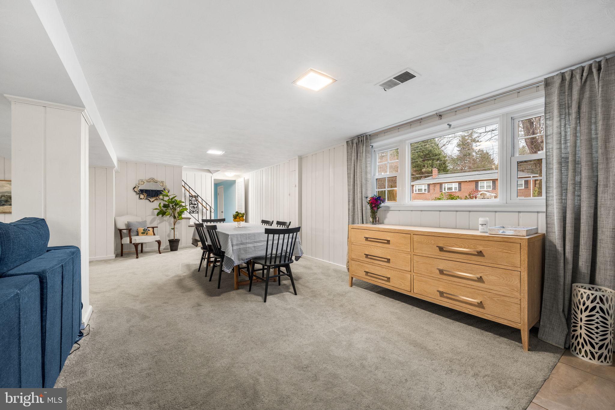 RAVENWOOD PARK - Residential