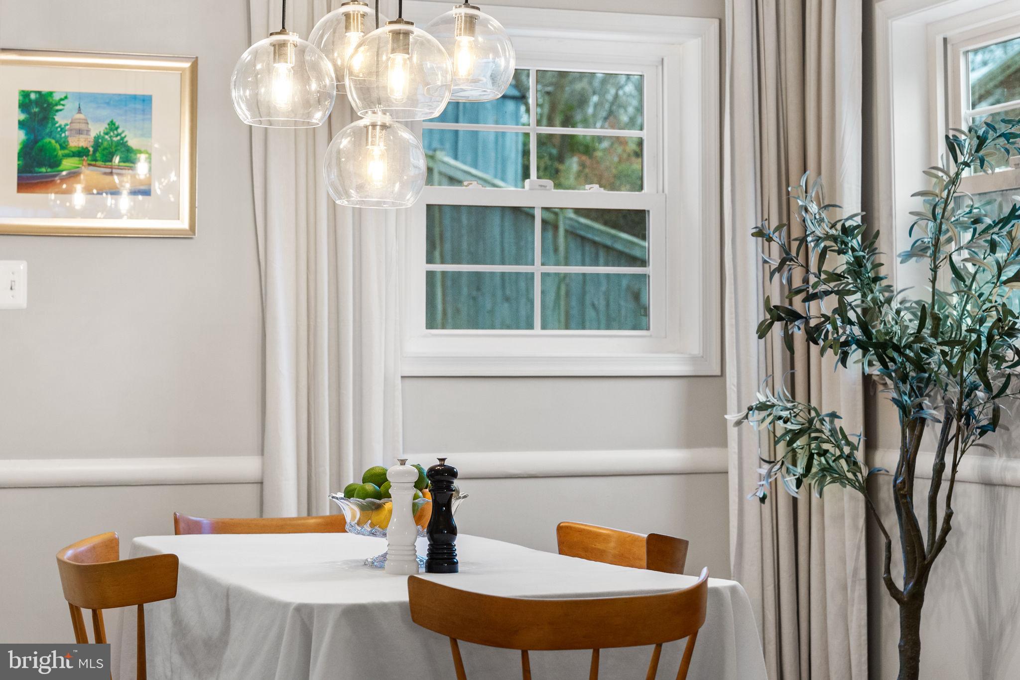 RAVENWOOD PARK - Residential