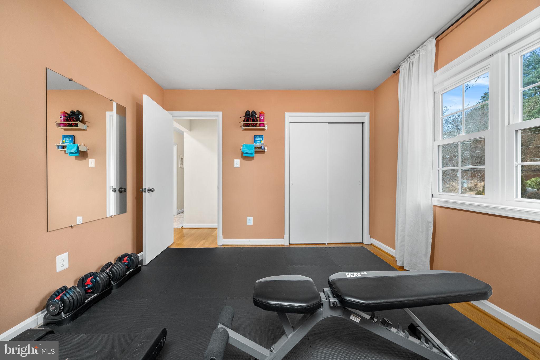 RAVENWOOD PARK - Residential