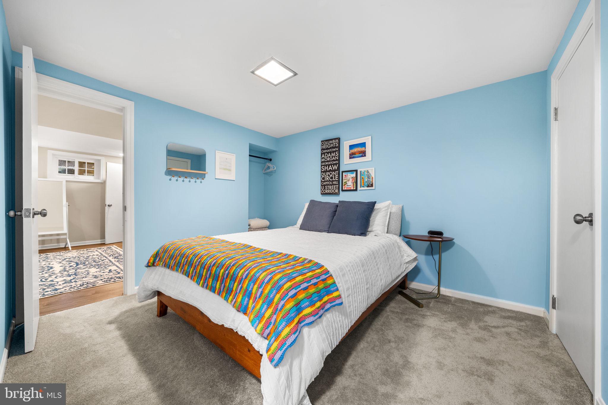 RAVENWOOD PARK - Residential