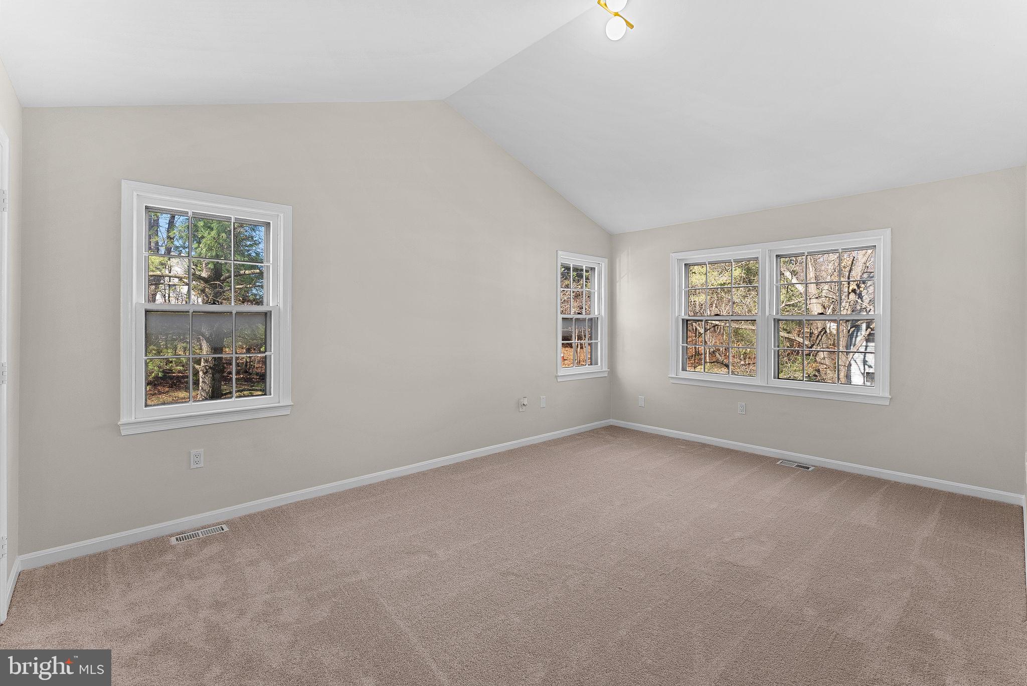 FOREST VIEW - Residential