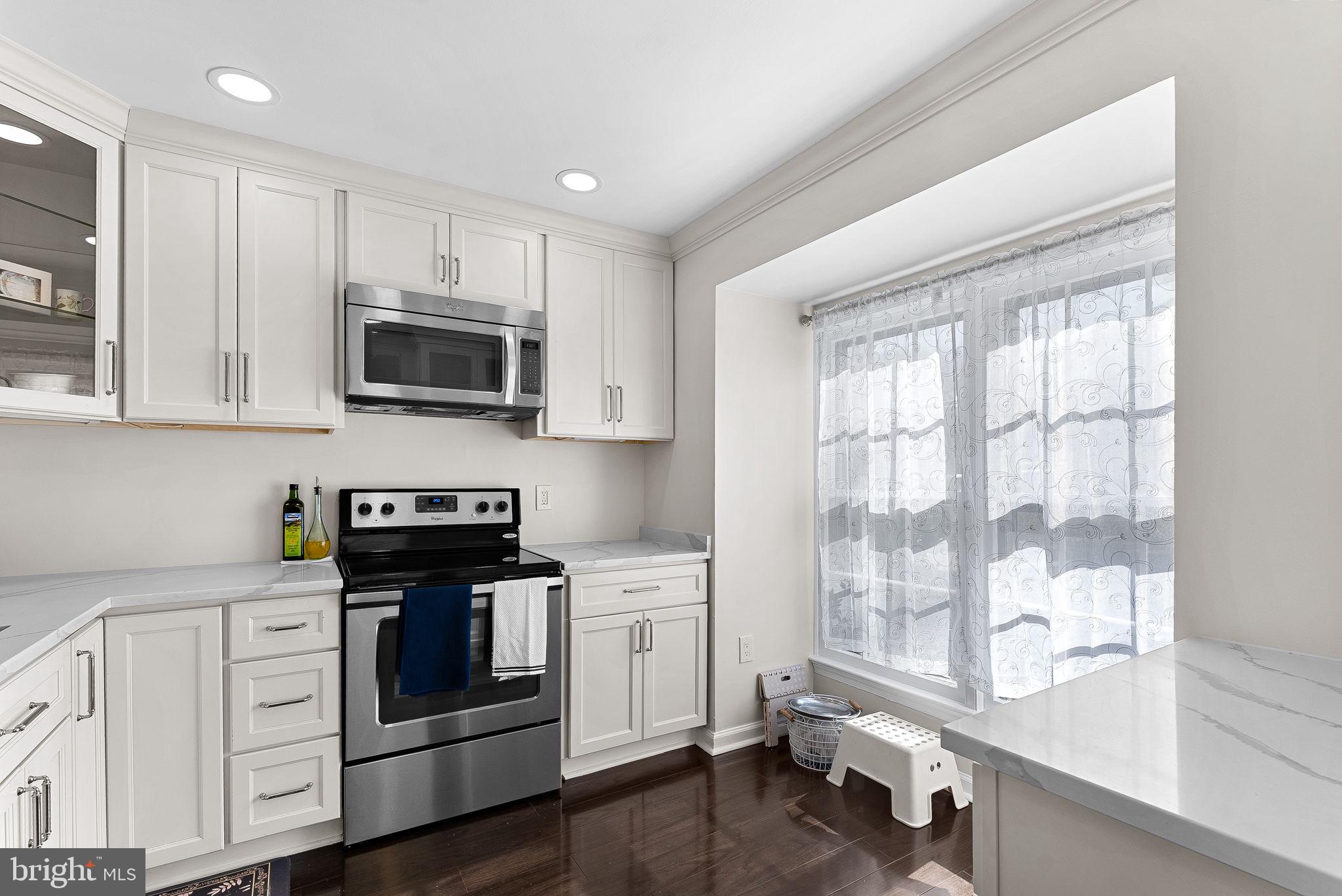 FOREST VIEW - Residential