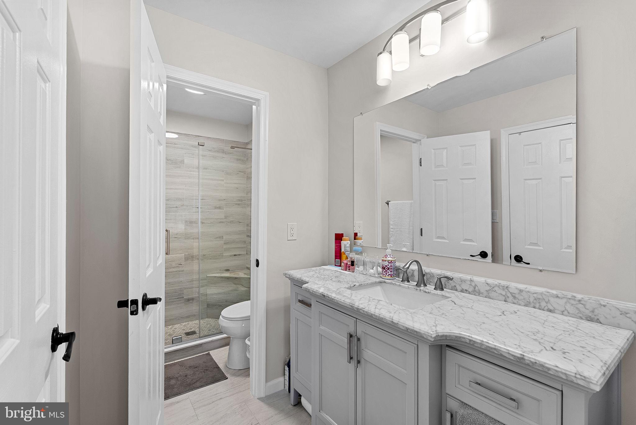 FOREST VIEW - Residential