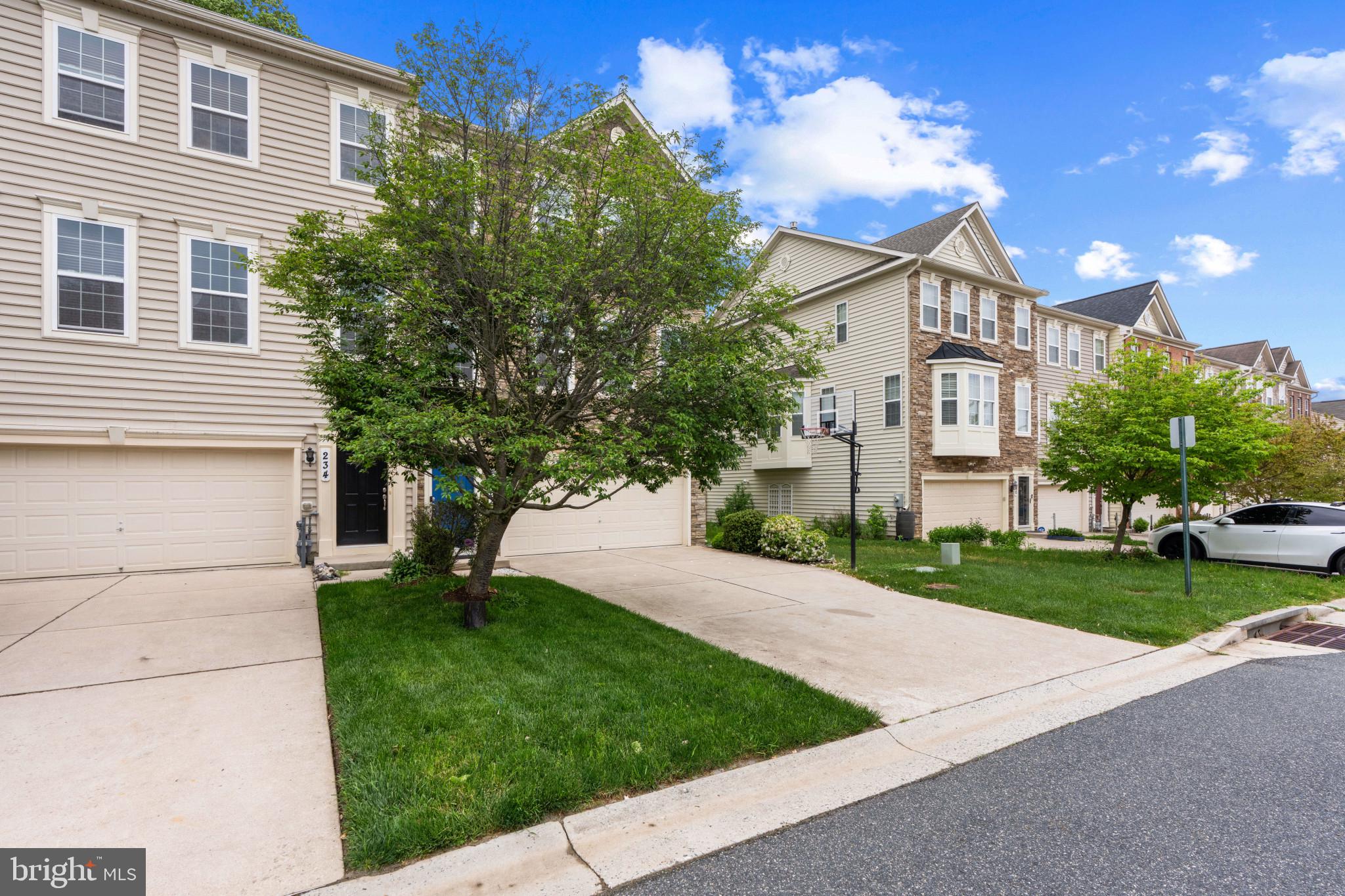 232 MOHEGAN DRIVE