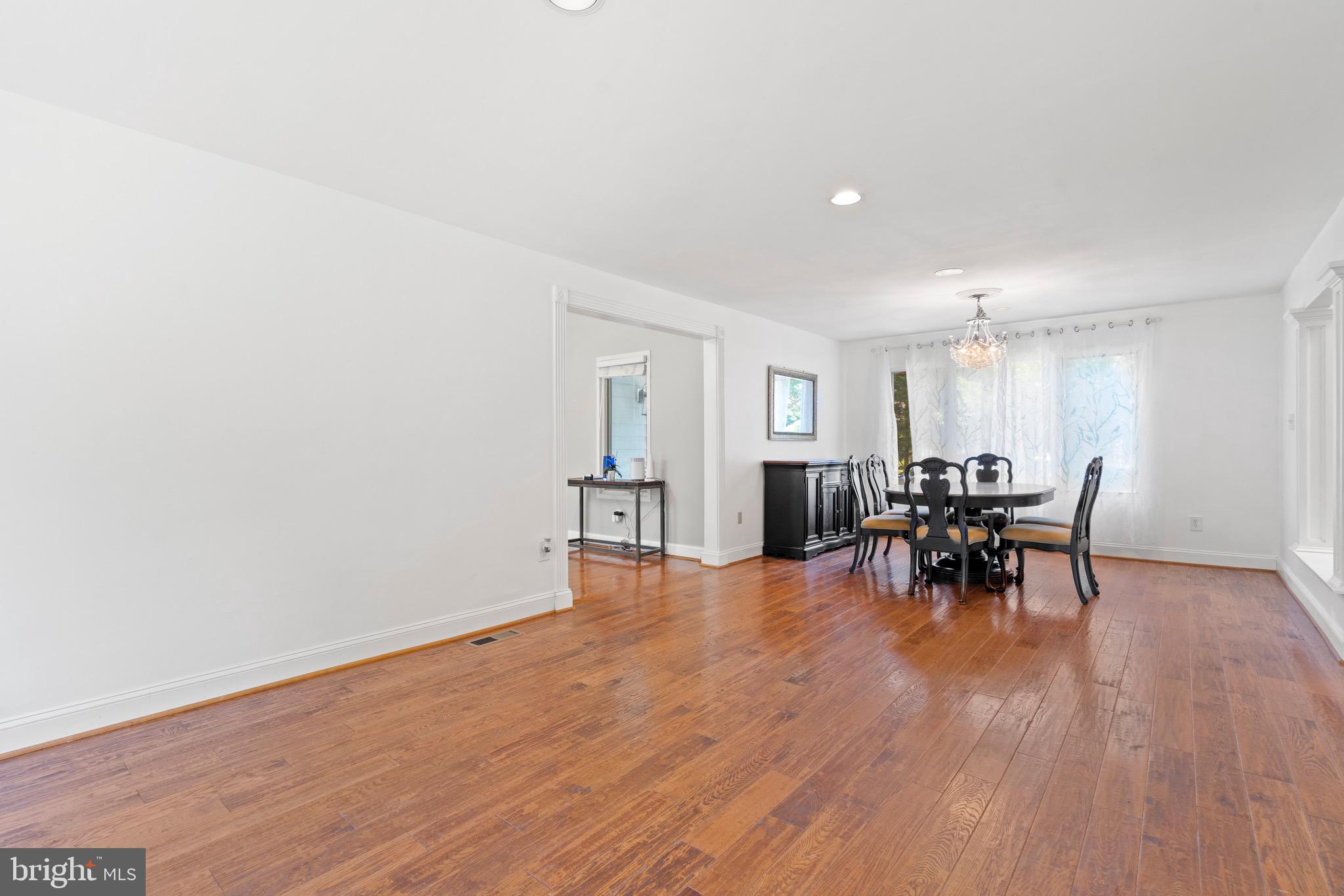 BEDFORDSHIRE - Residential