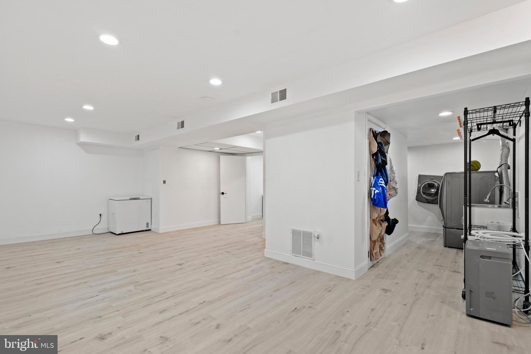 BEDFORDSHIRE - Residential