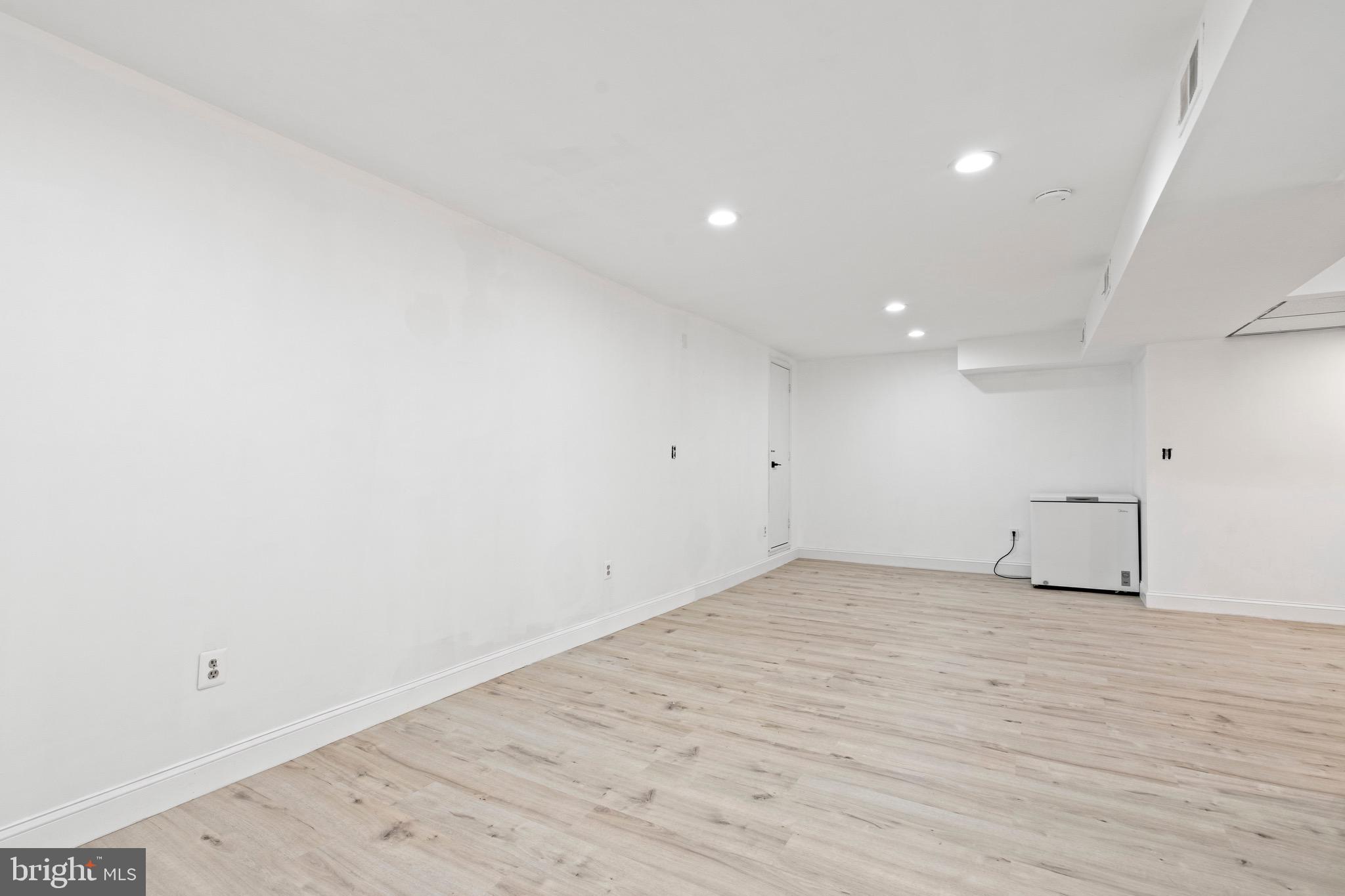 BEDFORDSHIRE - Residential