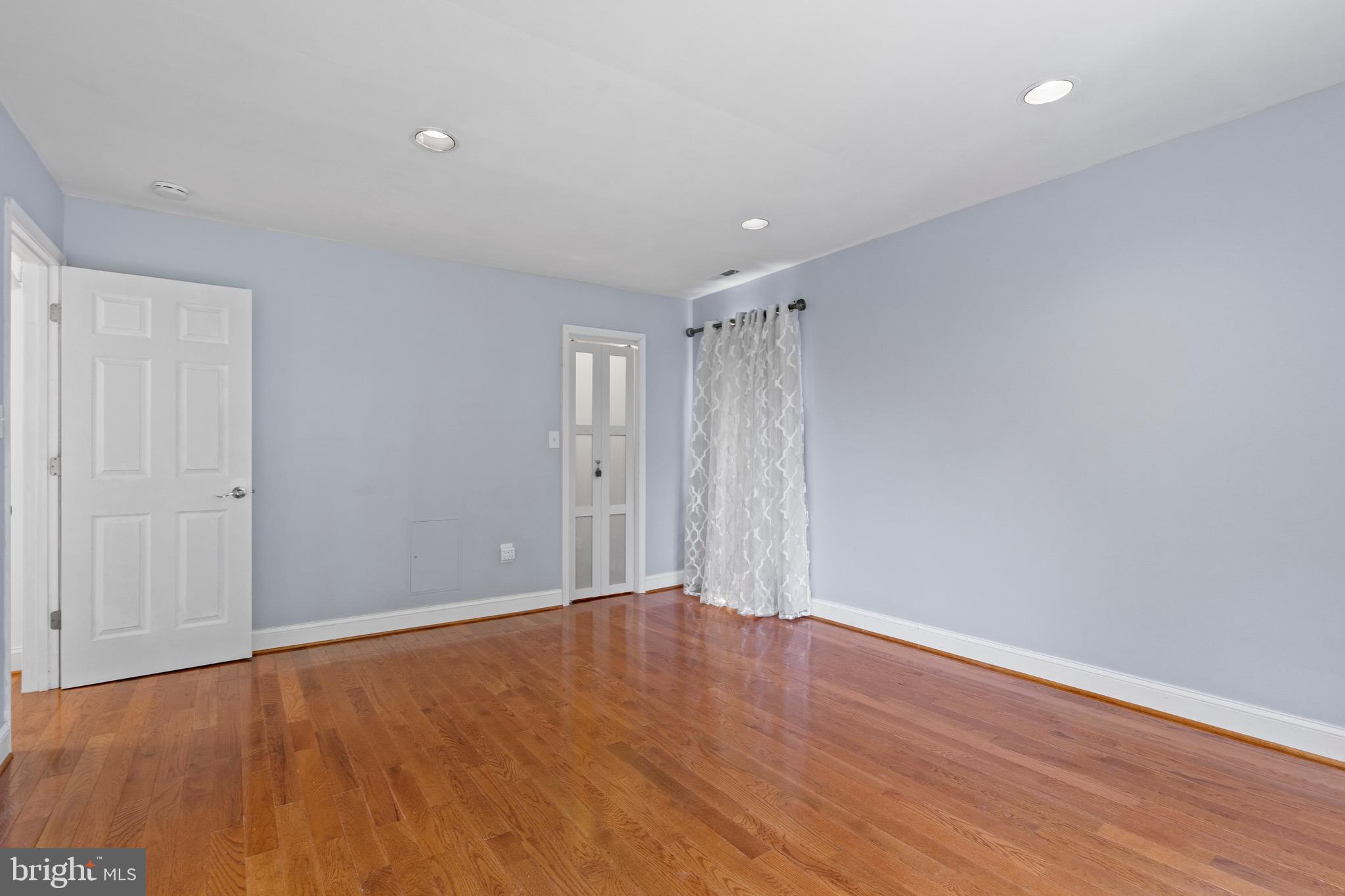 BEDFORDSHIRE - Residential