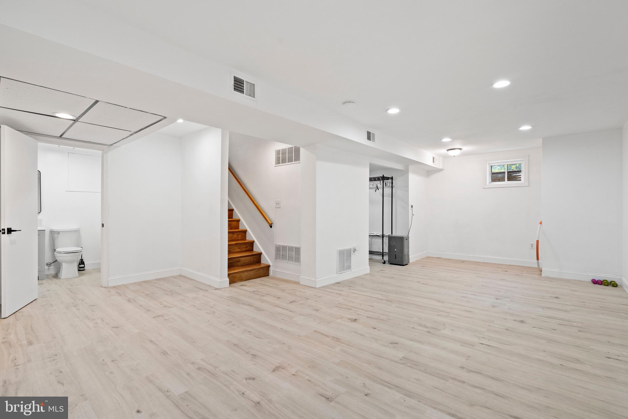 BEDFORDSHIRE - Residential