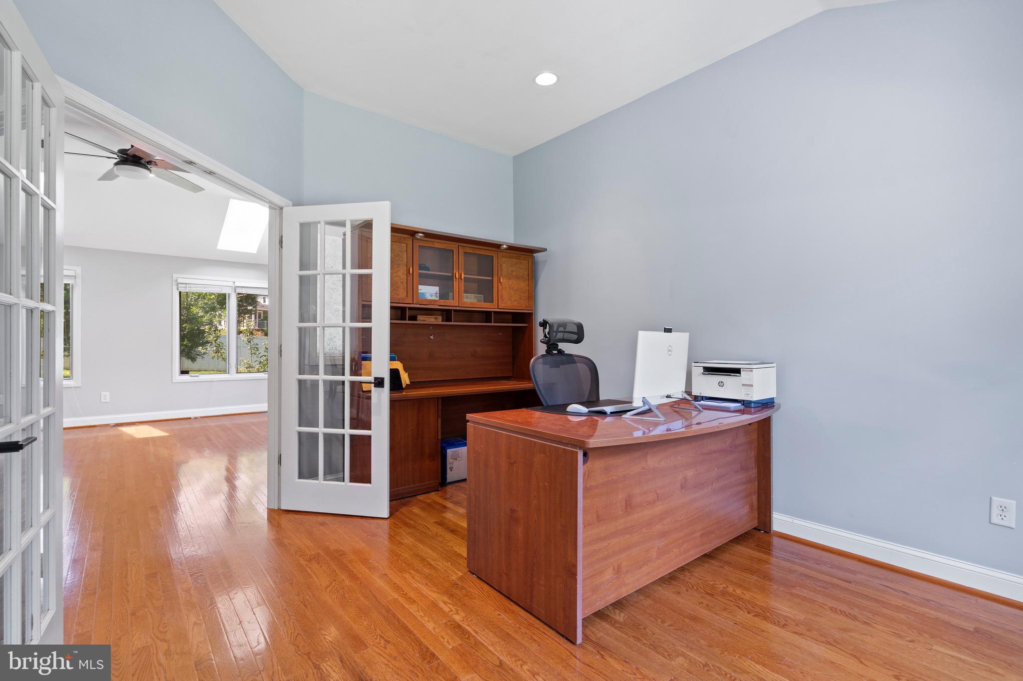 BEDFORDSHIRE - Residential