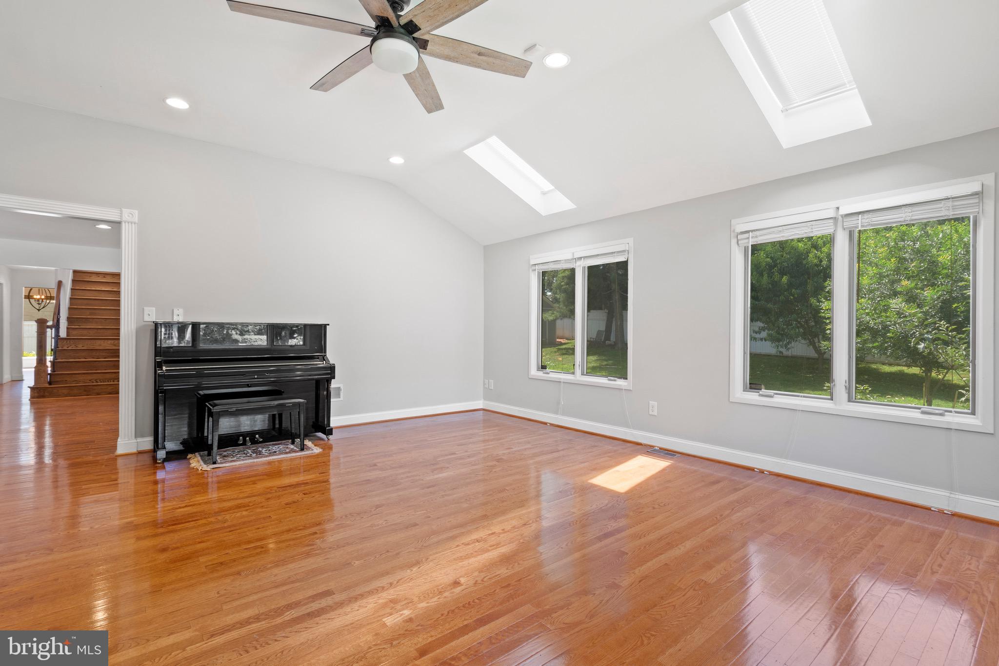 BEDFORDSHIRE - Residential