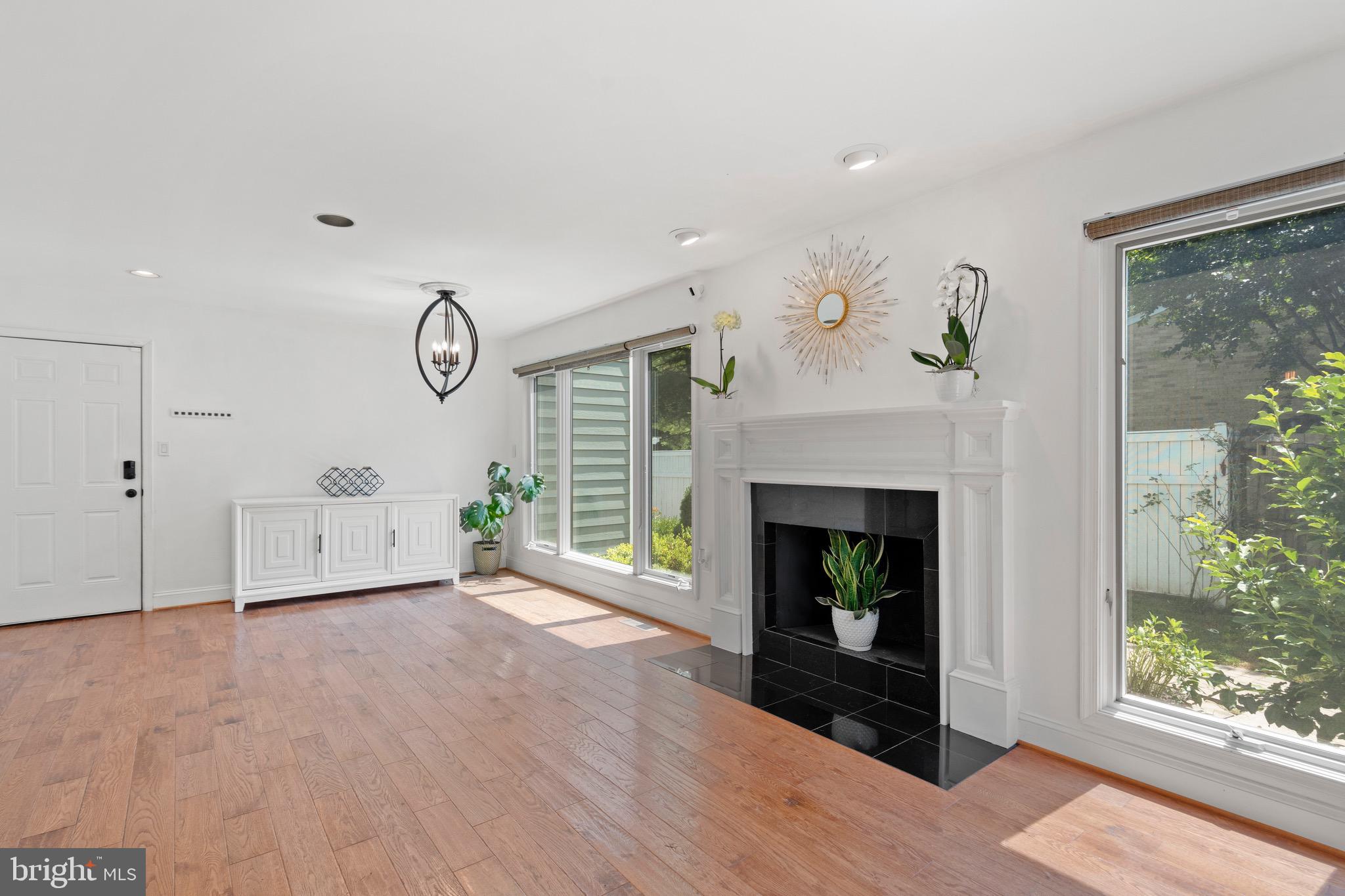 BEDFORDSHIRE - Residential