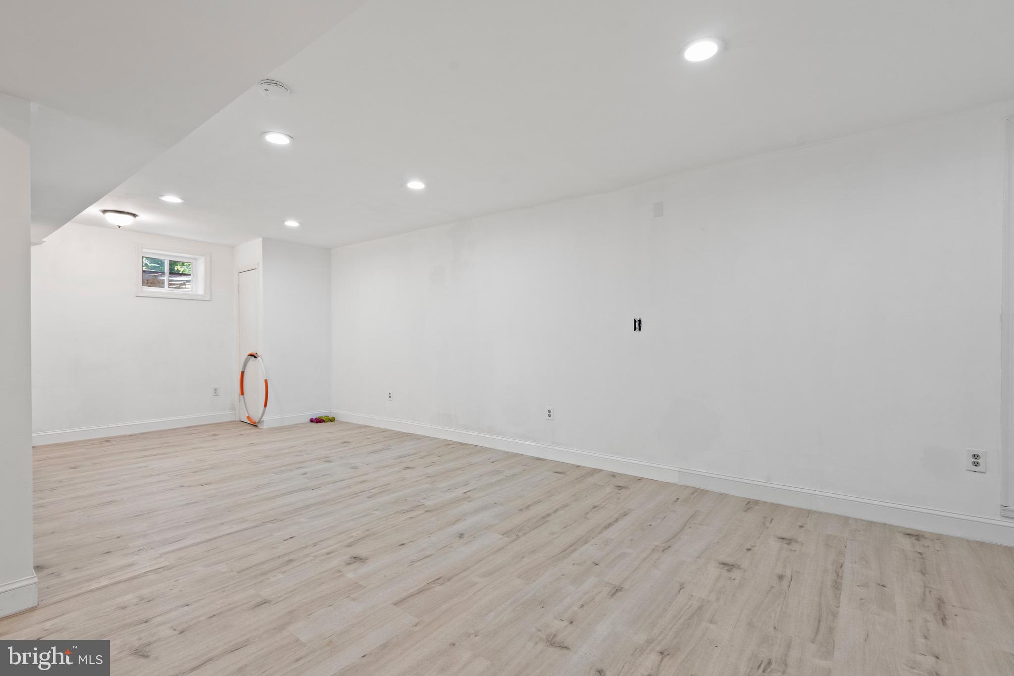 BEDFORDSHIRE - Residential