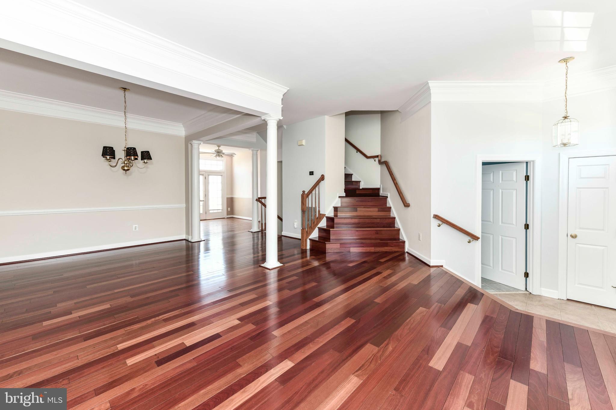 SOUTH RIDING - Residential Lease