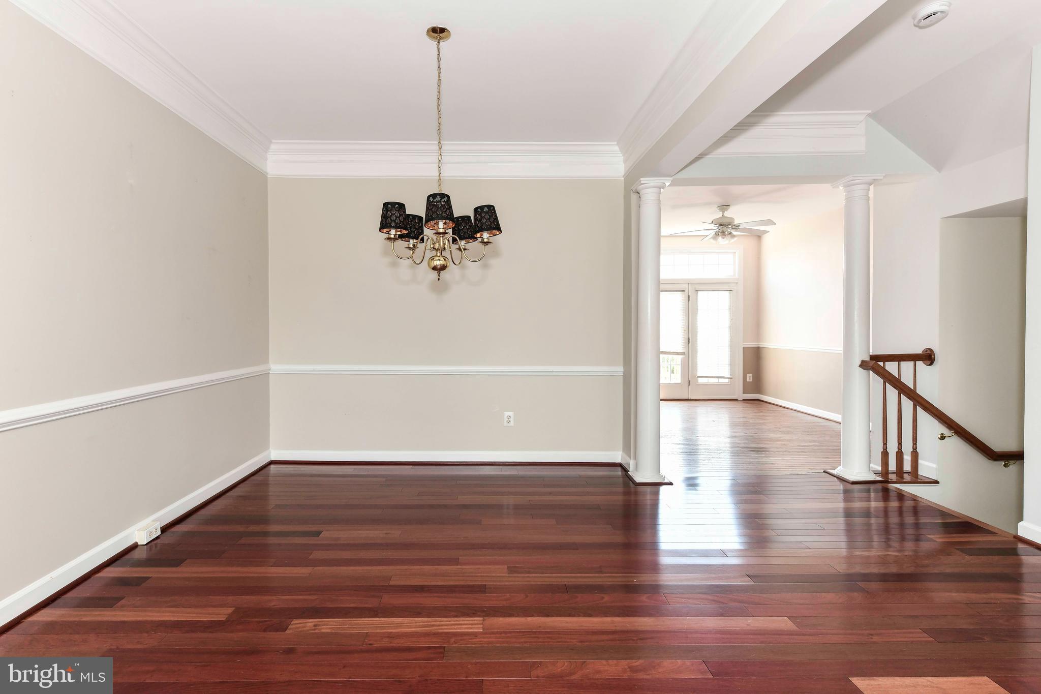 SOUTH RIDING - Residential Lease