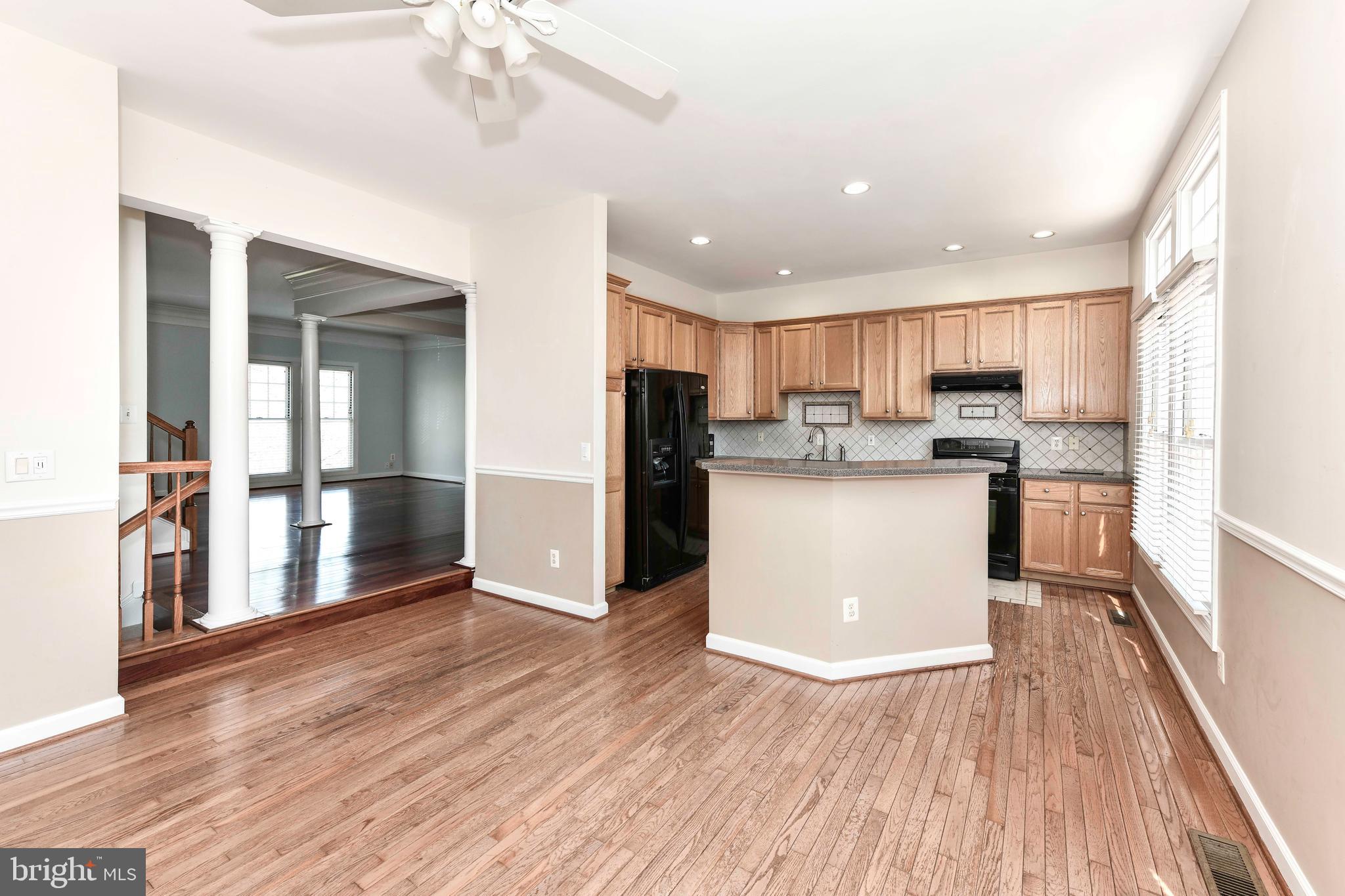 SOUTH RIDING - Residential Lease