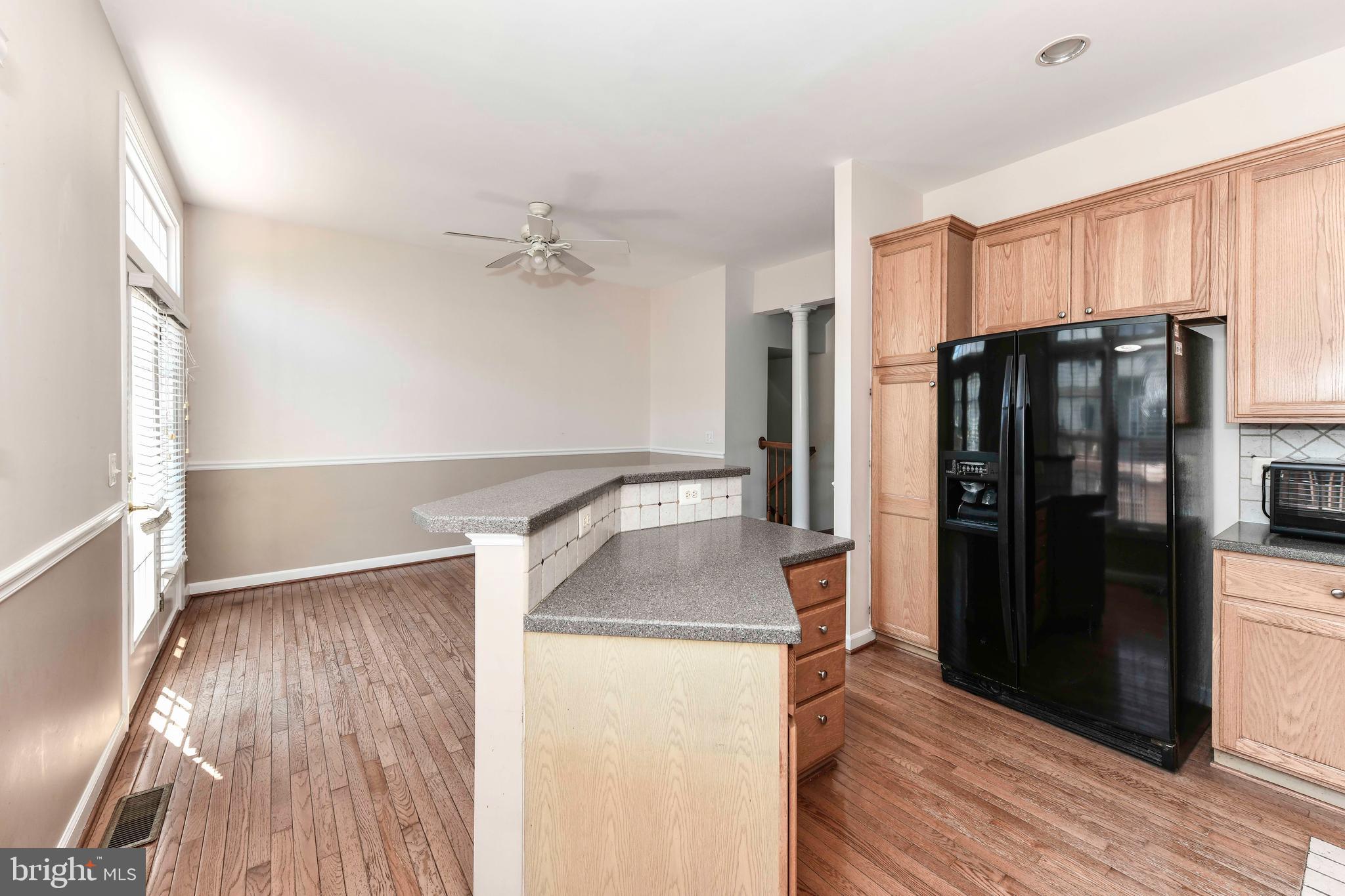 SOUTH RIDING - Residential Lease