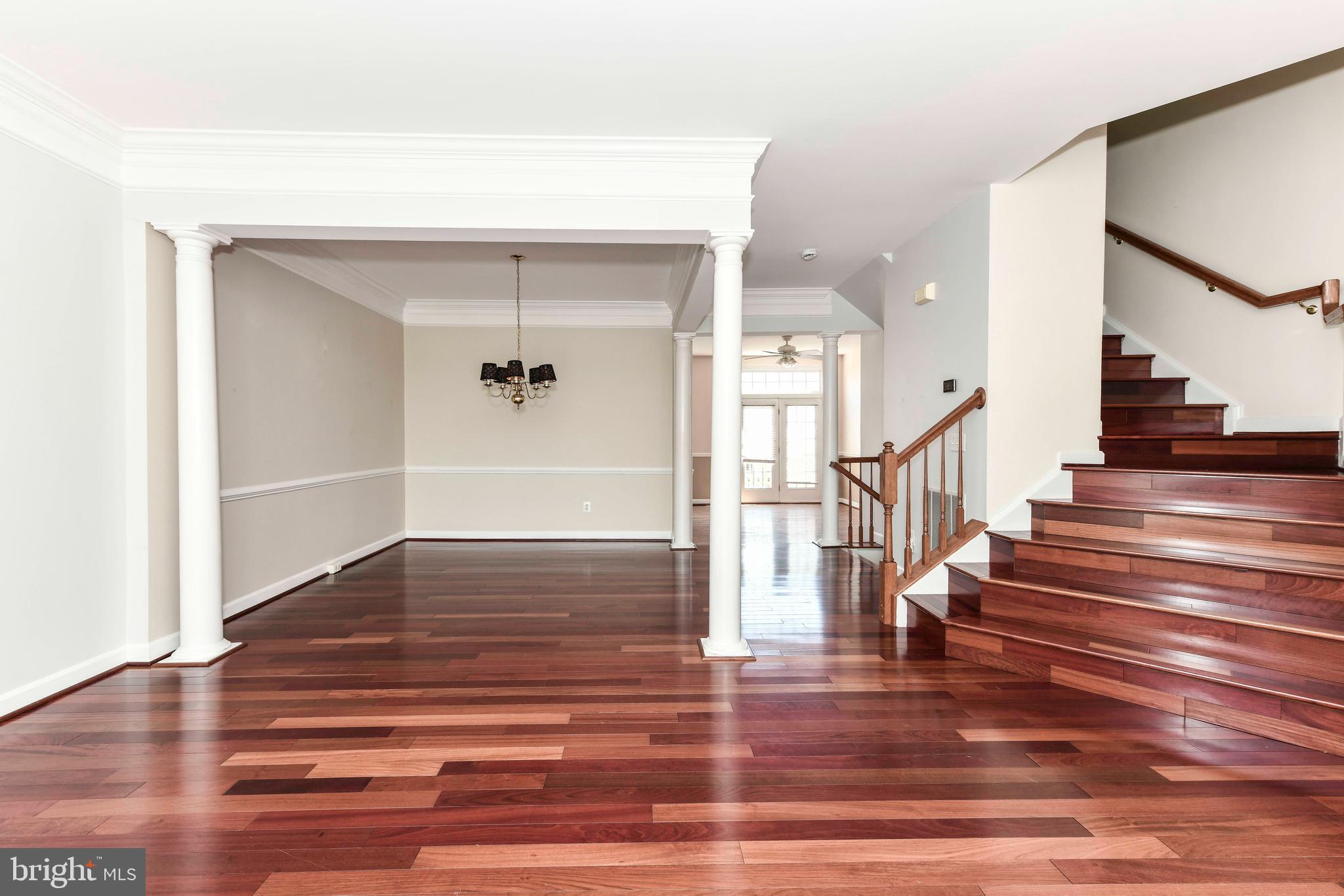 SOUTH RIDING - Residential Lease