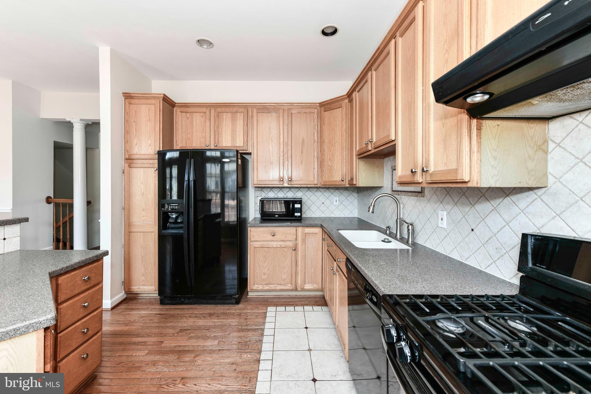 SOUTH RIDING - Residential Lease