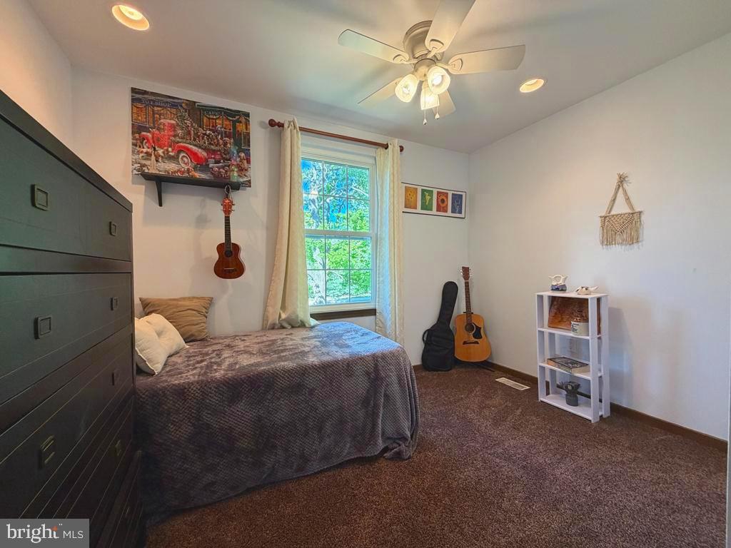 100 ACRE WOODS - Residential