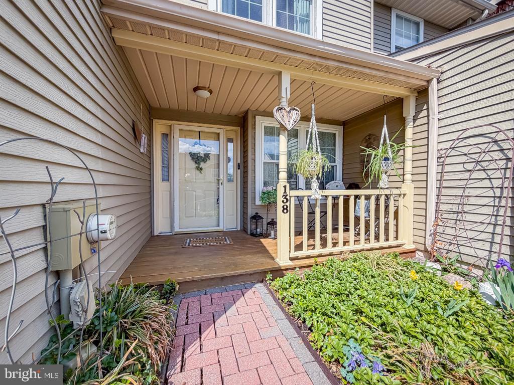 138 MULBERRY DRIVE