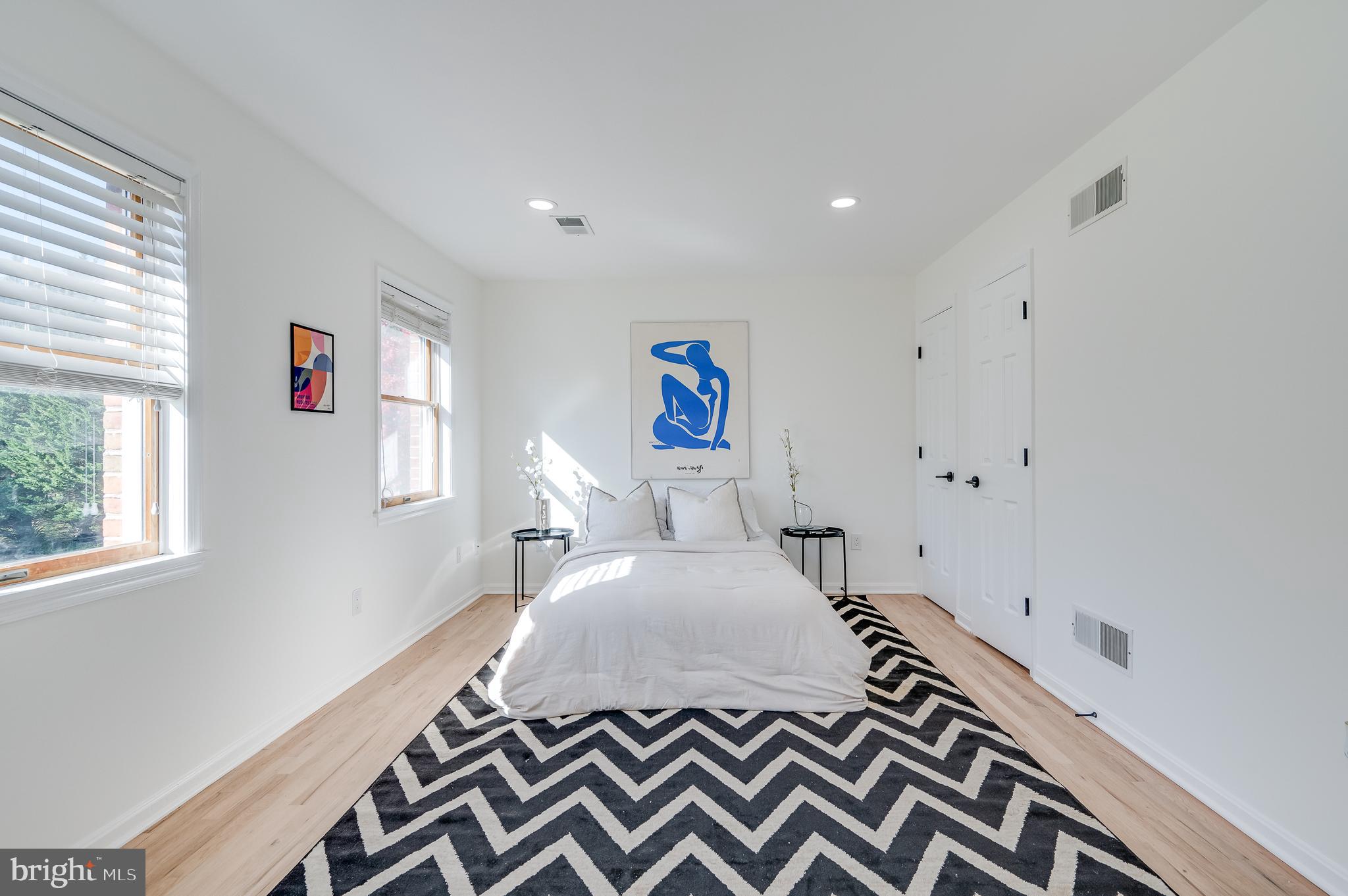 GLENDALE ESTATES - Residential