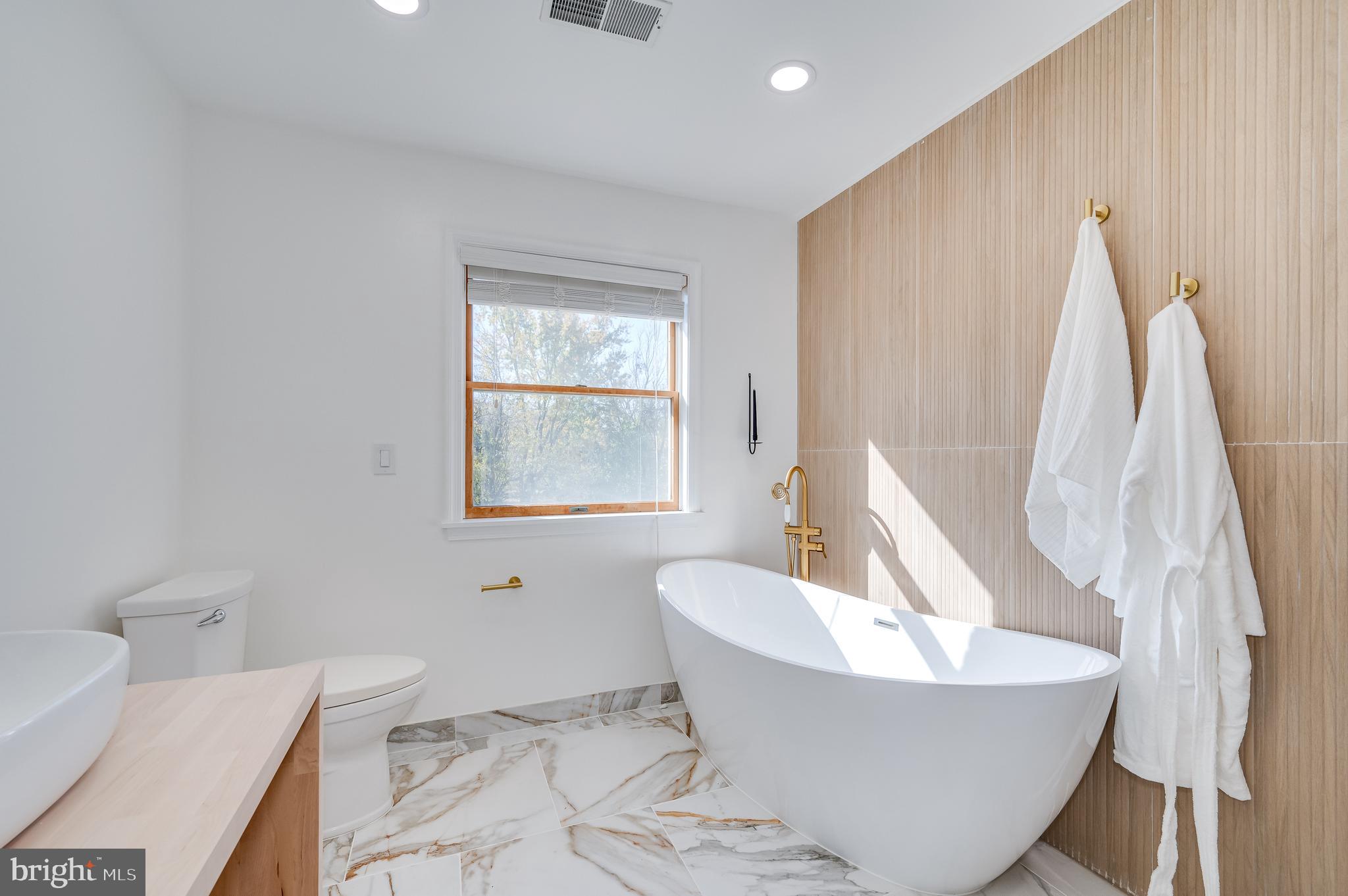 GLENDALE ESTATES - Residential