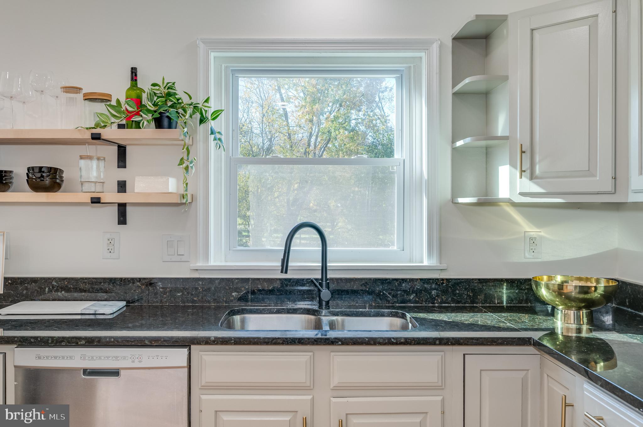 GLENDALE ESTATES - Residential